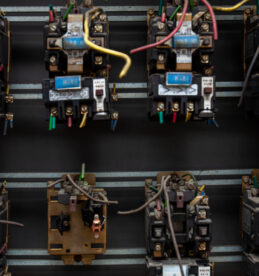 how many lights and ceiling fans can be on a 15 amp circuit