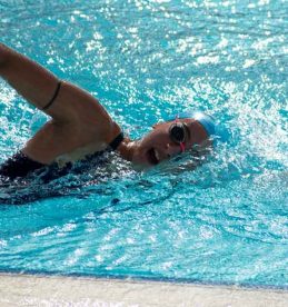 Does Swimming Really Aid Weight Loss?